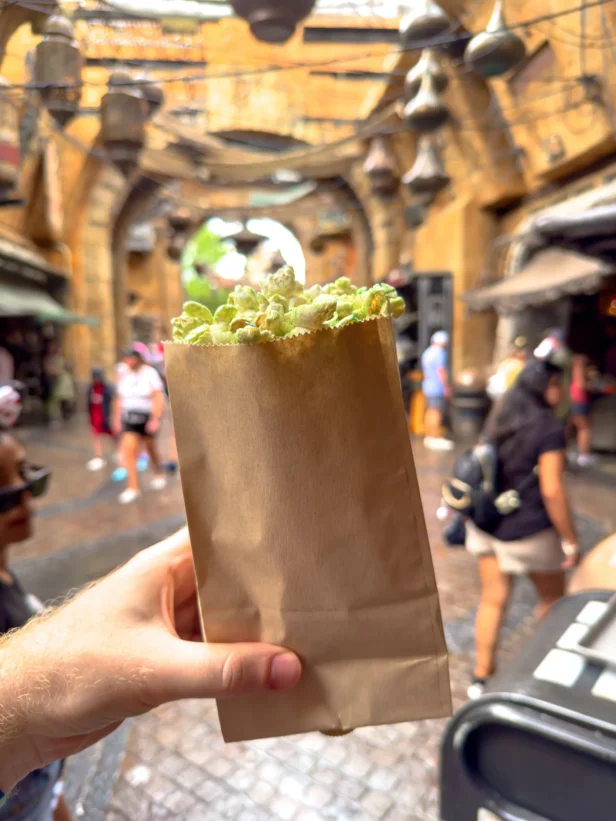 popcorn kat sakas kettle galaxys edge disney world